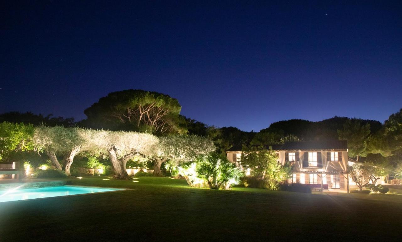 Vyylla Private Resort Saint-Tropez Esterno foto